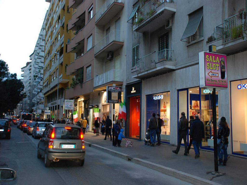 Avec Moi Roma Exterior foto